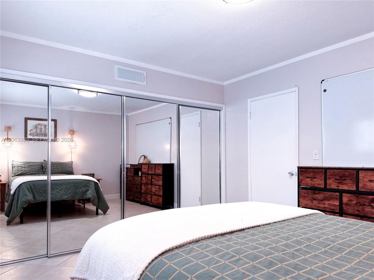 2455 NE 51st St, Unit E114, Fort Lauderdale, FL 33308 Photo