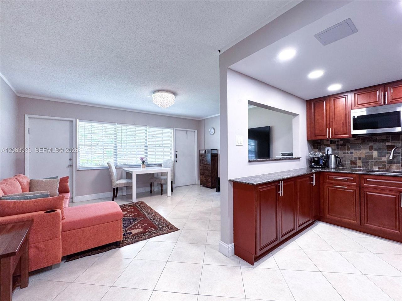 2455 NE 51st St, Unit E114, Fort Lauderdale, FL 33308 Photo