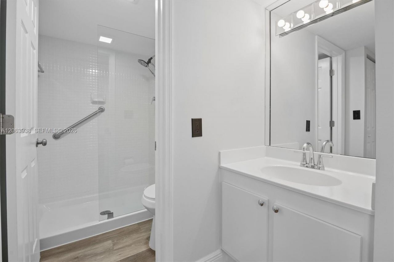 20225 NE 34th Ct , Unit 1014, Aventura, FL 33180 Photo