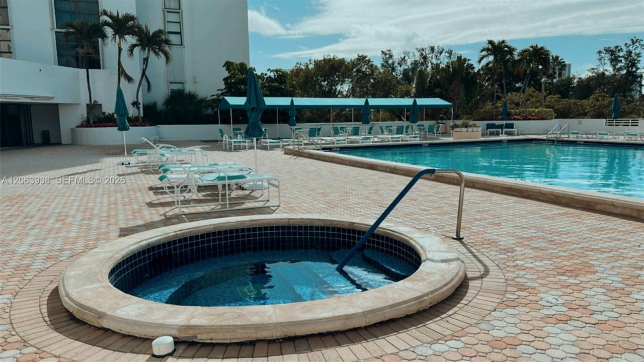20225 NE 34th Ct , Unit 1014, Aventura, FL 33180 Photo