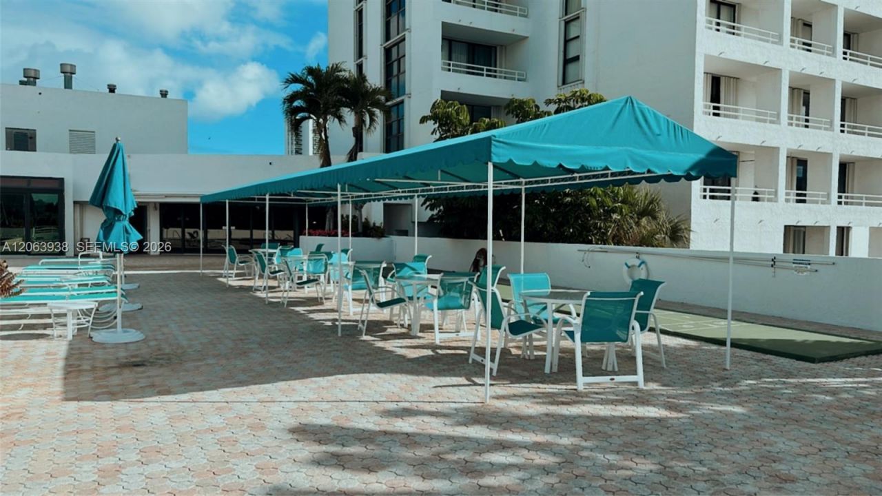 20225 NE 34th Ct , Unit 1014, Aventura, FL 33180 Photo