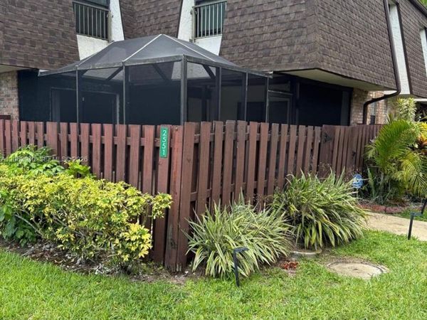 2551 NW 99th Ave, Unit 2551, Coral Springs, FL 33065