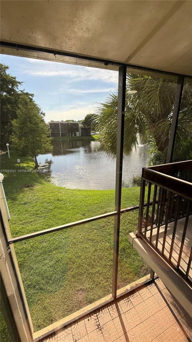 2961 SW 87th Ave, Unit 301, Davie, FL 33328 Photo