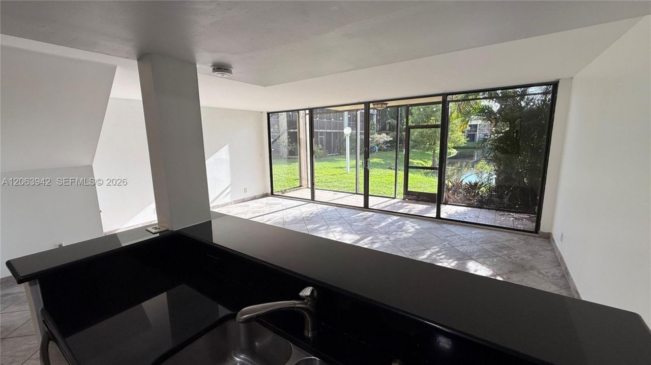 2961 SW 87th Ave, Unit 301, Davie, FL 33328 Photo