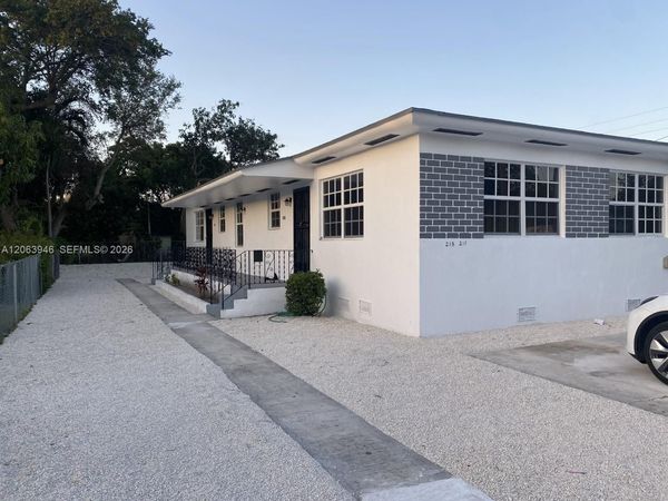 217 NW 48th St , Unit 2, Miami, FL 33127