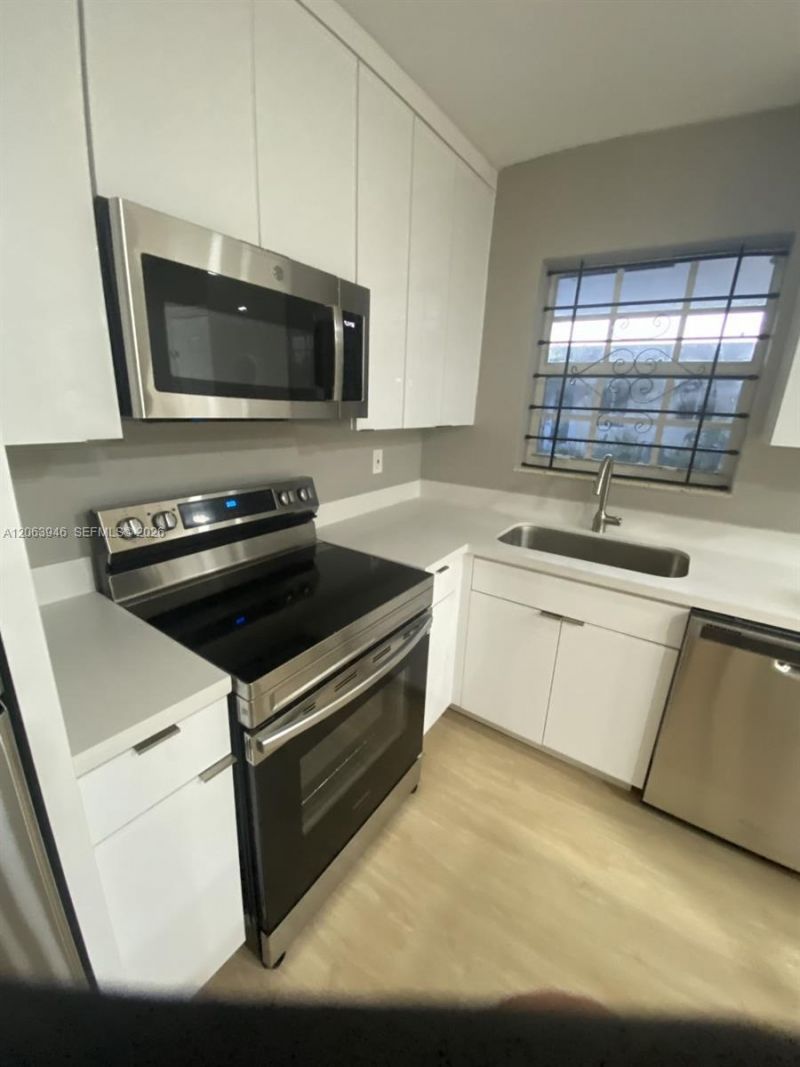 217 NW 48th St, Unit 2, Miami, FL 33127 Photo