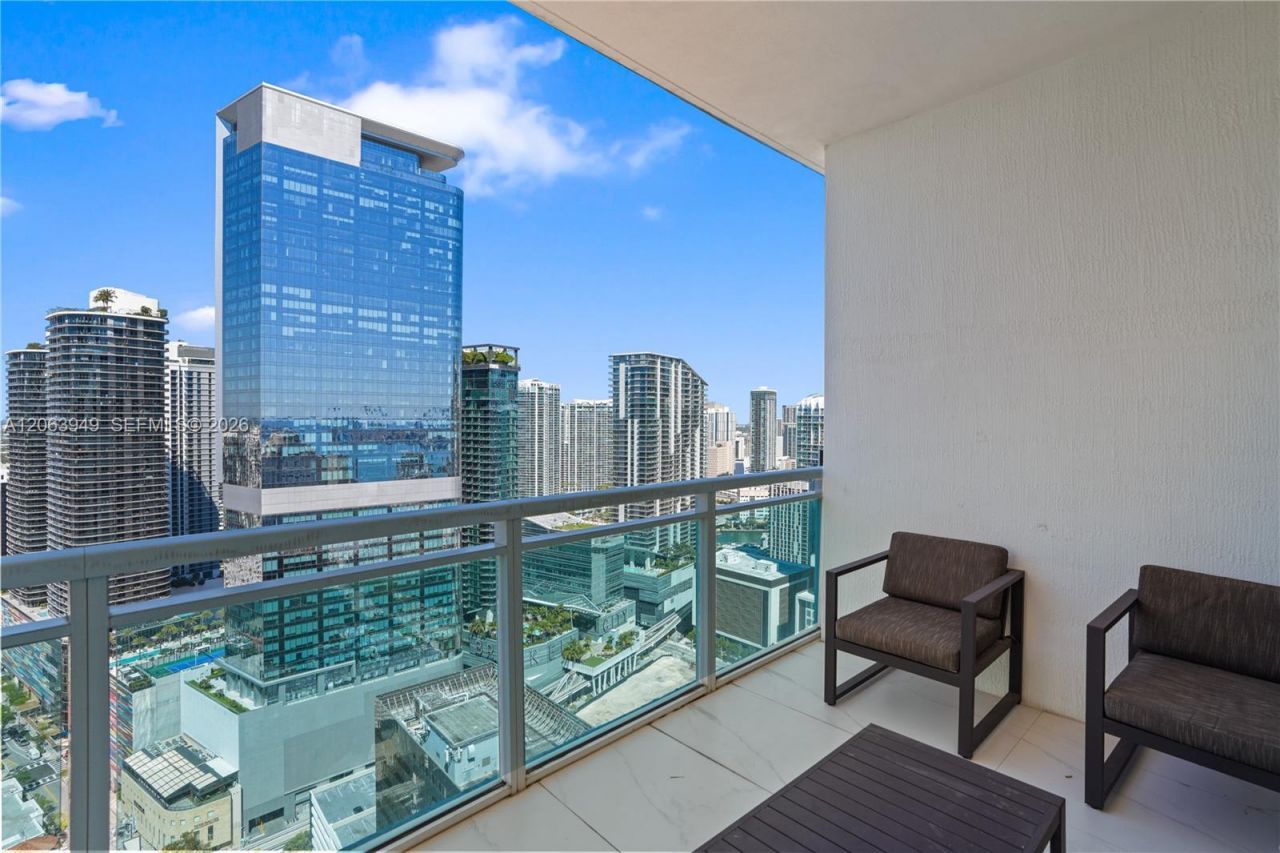 950 Brickell Bay Dr, Unit 4101, Miami, FL 33131 Photo
