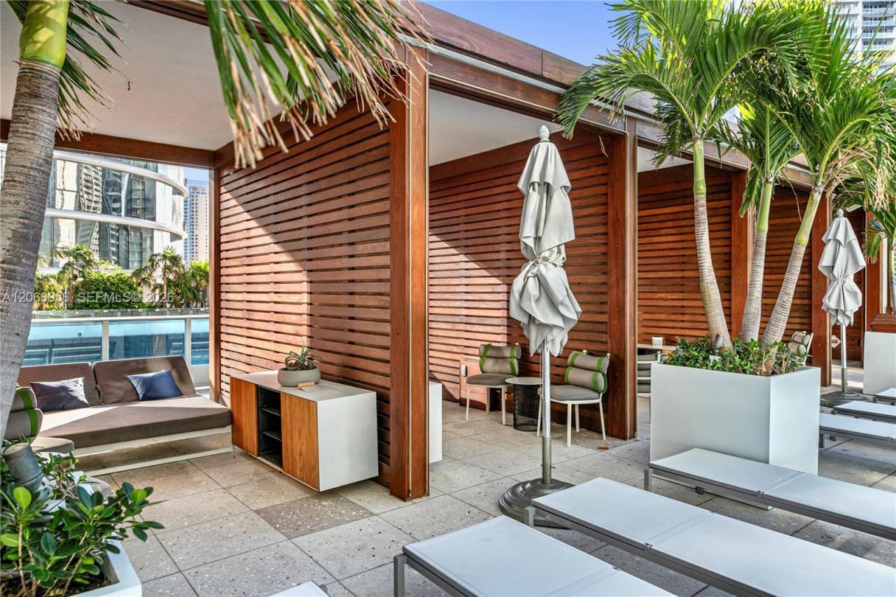 200 Biscayne Boulevard Way, Unit 503, Miami, FL 33131 Photo