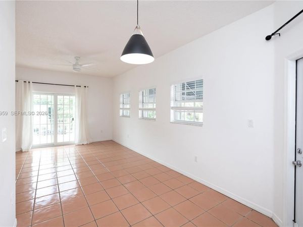 3007 Bird Ave, Unit 11, Coconut Grove, FL 33133