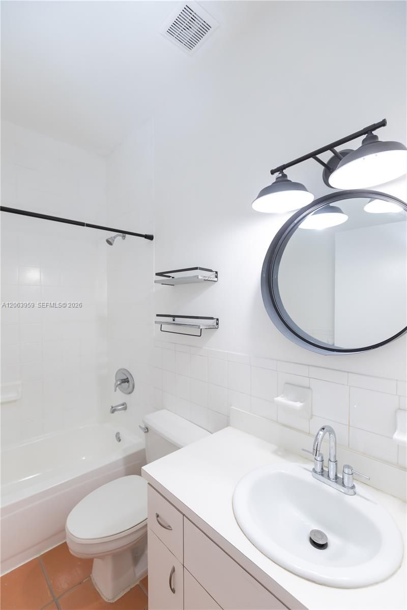 3007 Bird Ave, Unit 11, Coconut Grove, FL 33133 Photo