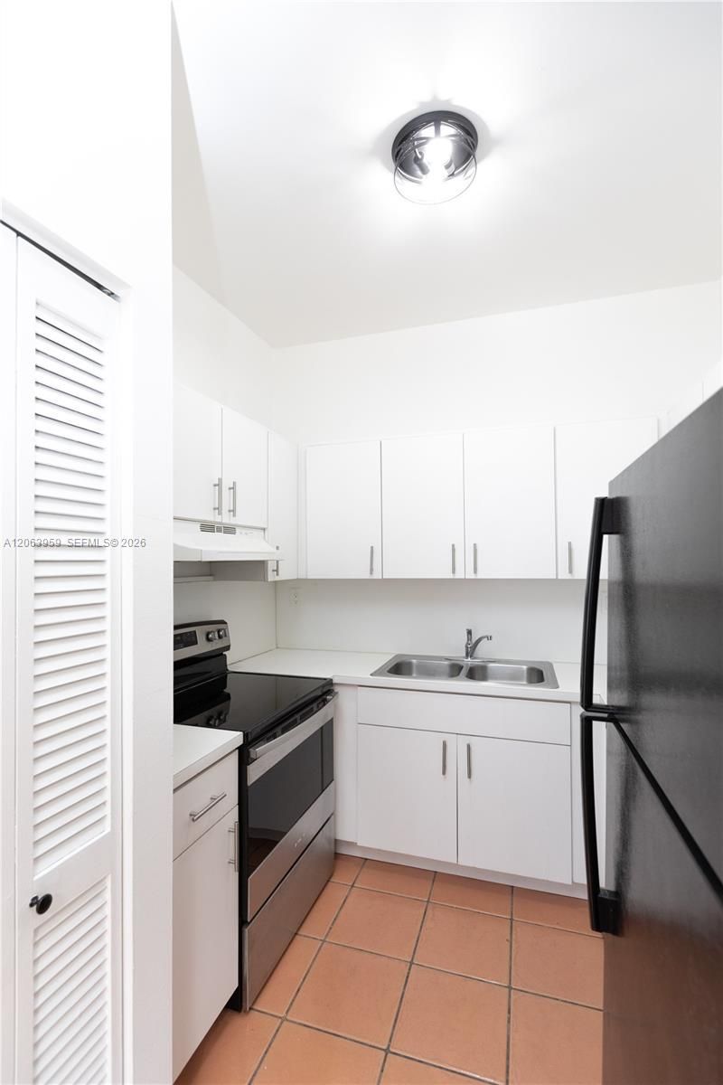 3007 Bird Ave, Unit 11, Coconut Grove, FL 33133 Photo