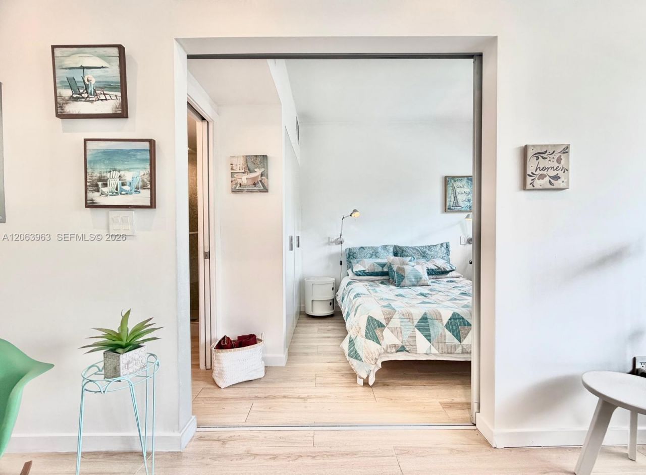 700 16th St, Unit 207, Miami Beach, FL 33139 Photo