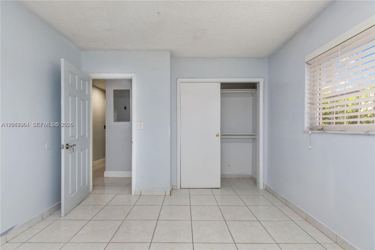 1211 NW 179th St, Miami Gardens, FL 33169 Photo
