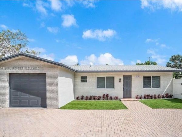 1531 NW 4th Street , Boca Raton, FL 33486