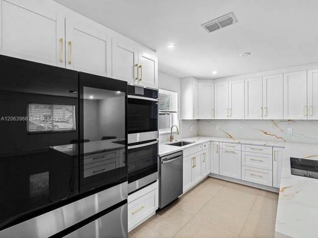 1531 NW 4th Street , Boca Raton, FL 33486 Photo
