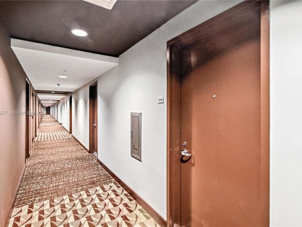 60 SW 13th St , Unit 1619, Miami, FL 33130