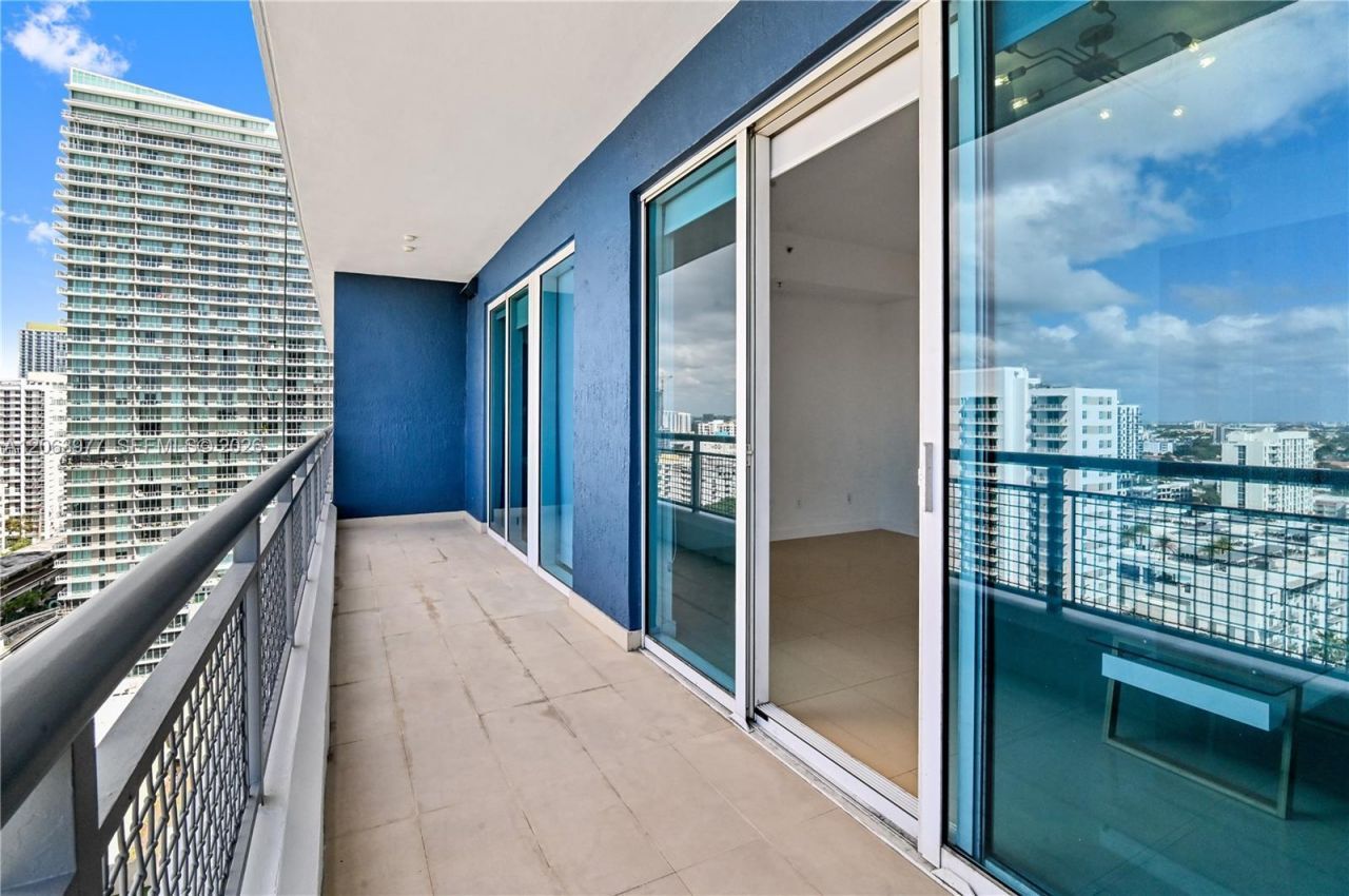 60 SW 13th St , Unit 1619, Miami, FL 33130 Photo