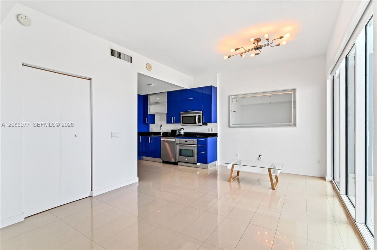 60 SW 13th St , Unit 1619, Miami, FL 33130 Photo