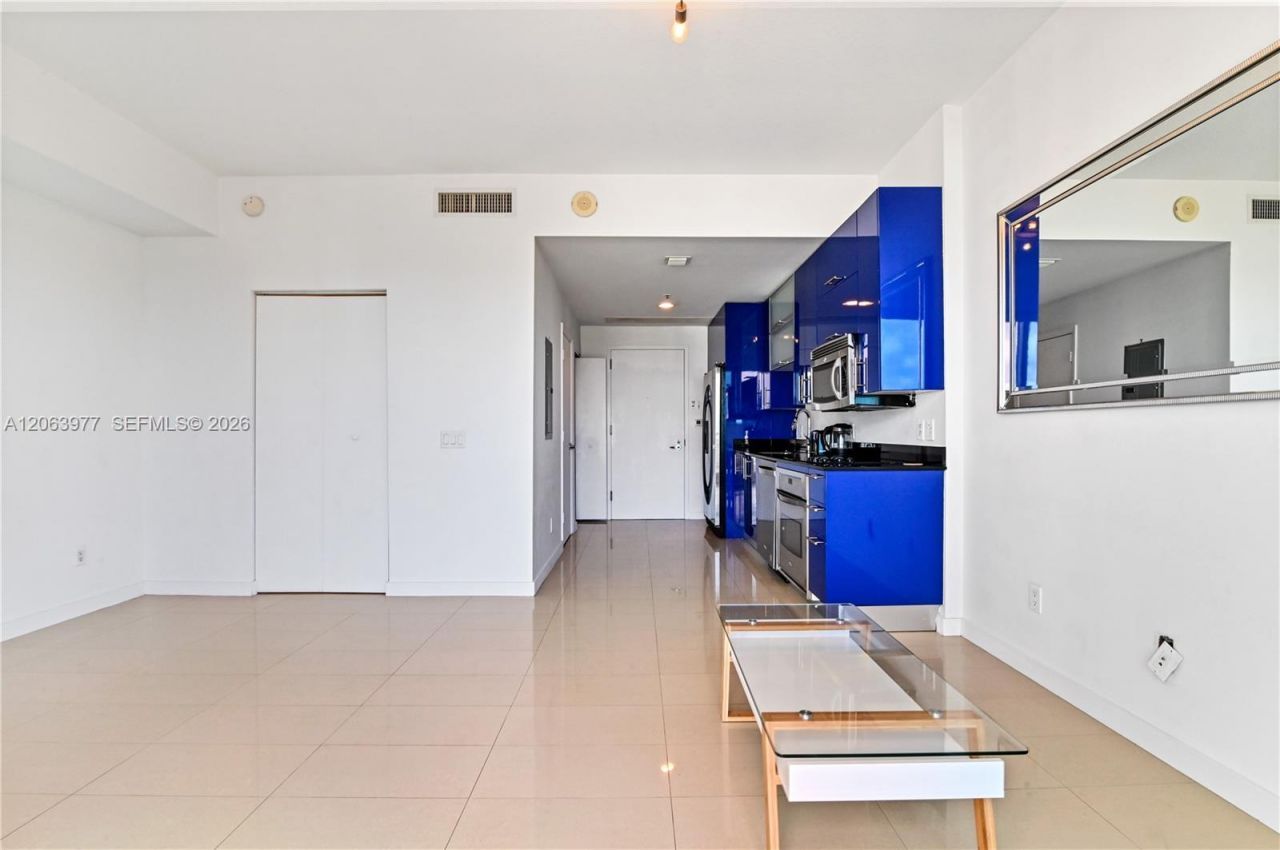 60 SW 13th St , Unit 1619, Miami, FL 33130 Photo