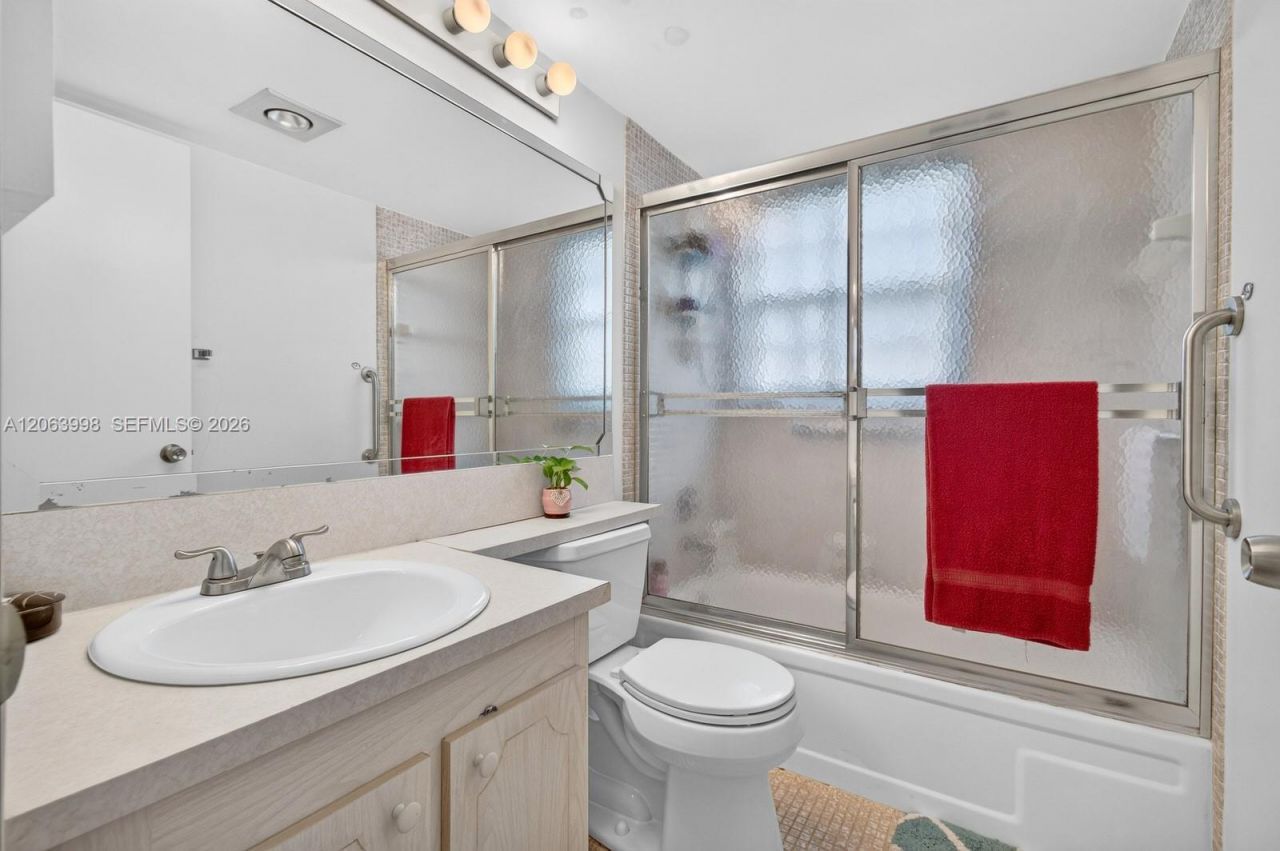 14 Preston , Unit A, Boca Raton, FL 33434 Photo