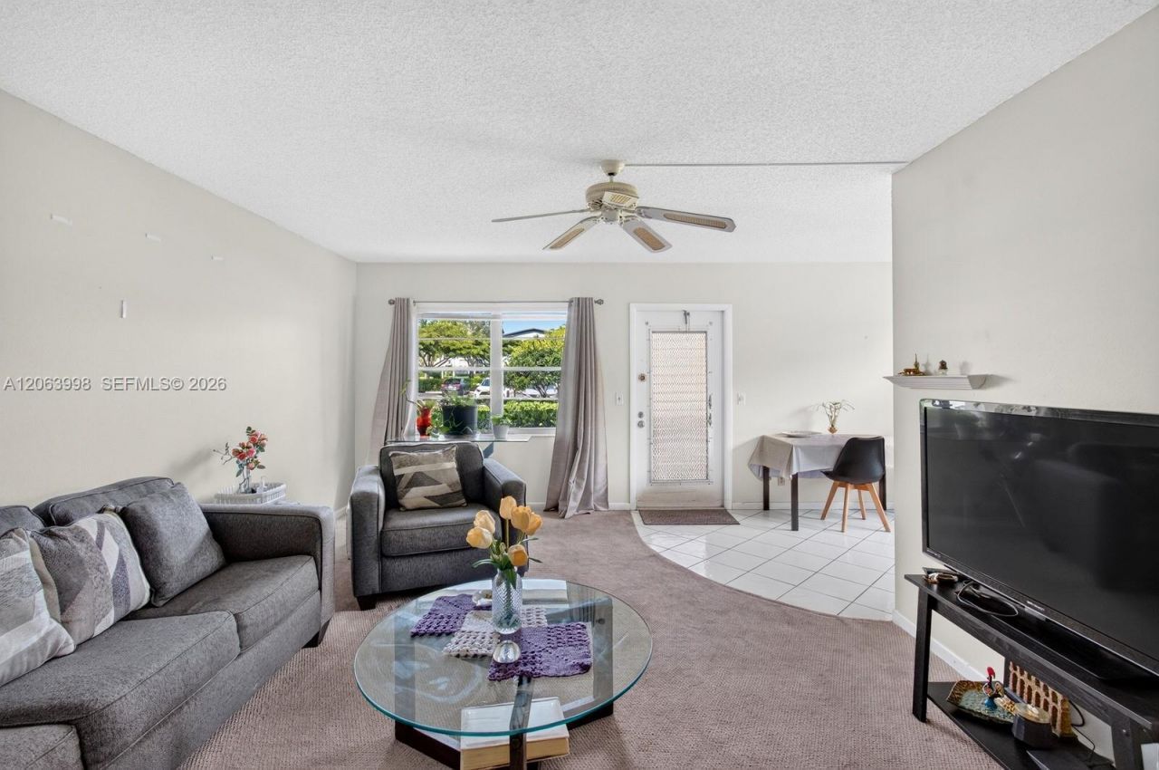 14 Preston , Unit A, Boca Raton, FL 33434 Photo