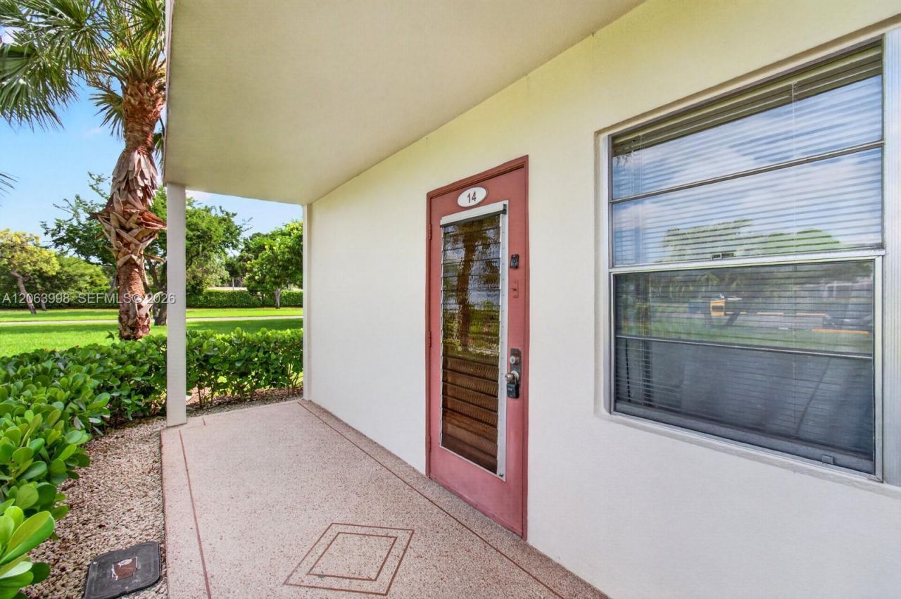 14 Preston , Unit A, Boca Raton, FL 33434 Photo