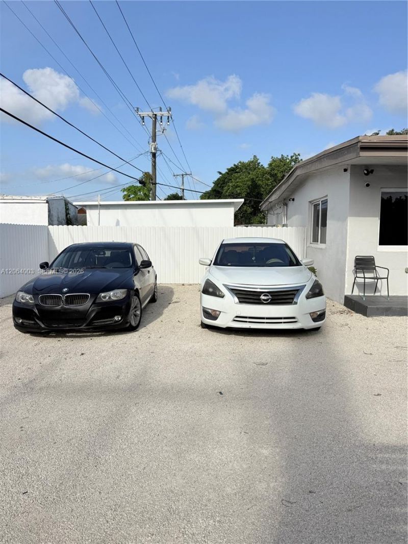 9625 NW 36th Ave, Unit REAR B, Miami, FL 33147 Photo