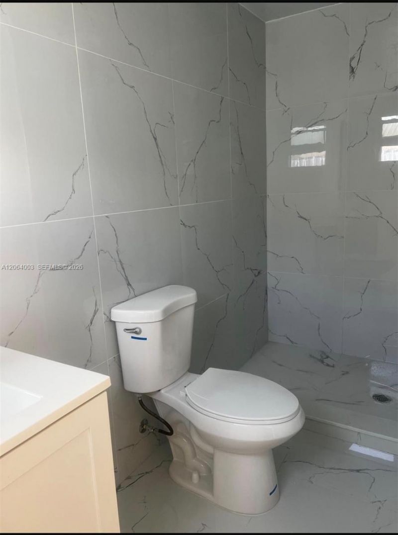9625 NW 36th Ave, Unit REAR B, Miami, FL 33147 Photo
