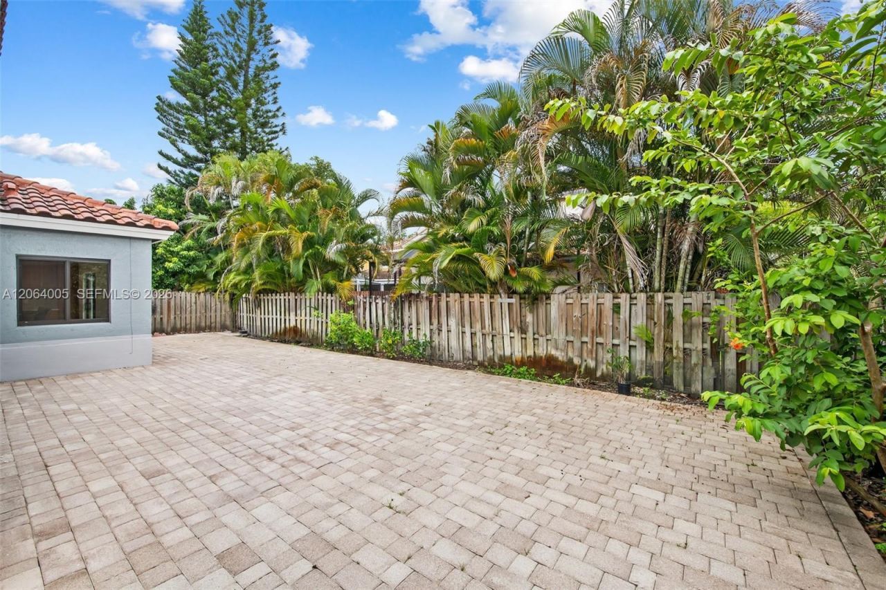 11293 Rhapsody Rd , Cooper City, FL 33026 Photo