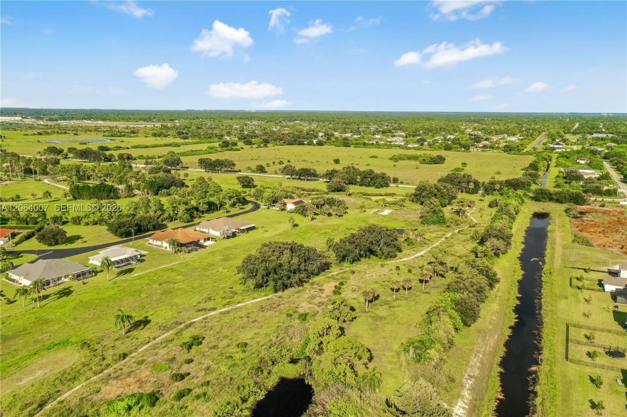 19941 Green Pasture Rd , Lehigh Acres, FL 33974 Photo