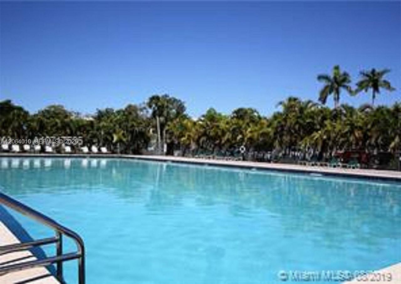 8400 SW 133 Rd Av , Unit 317, Miami, FL 33183 Photo