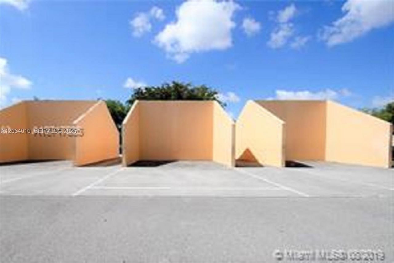8400 SW 133 Rd Av , Unit 317, Miami, FL 33183 Photo