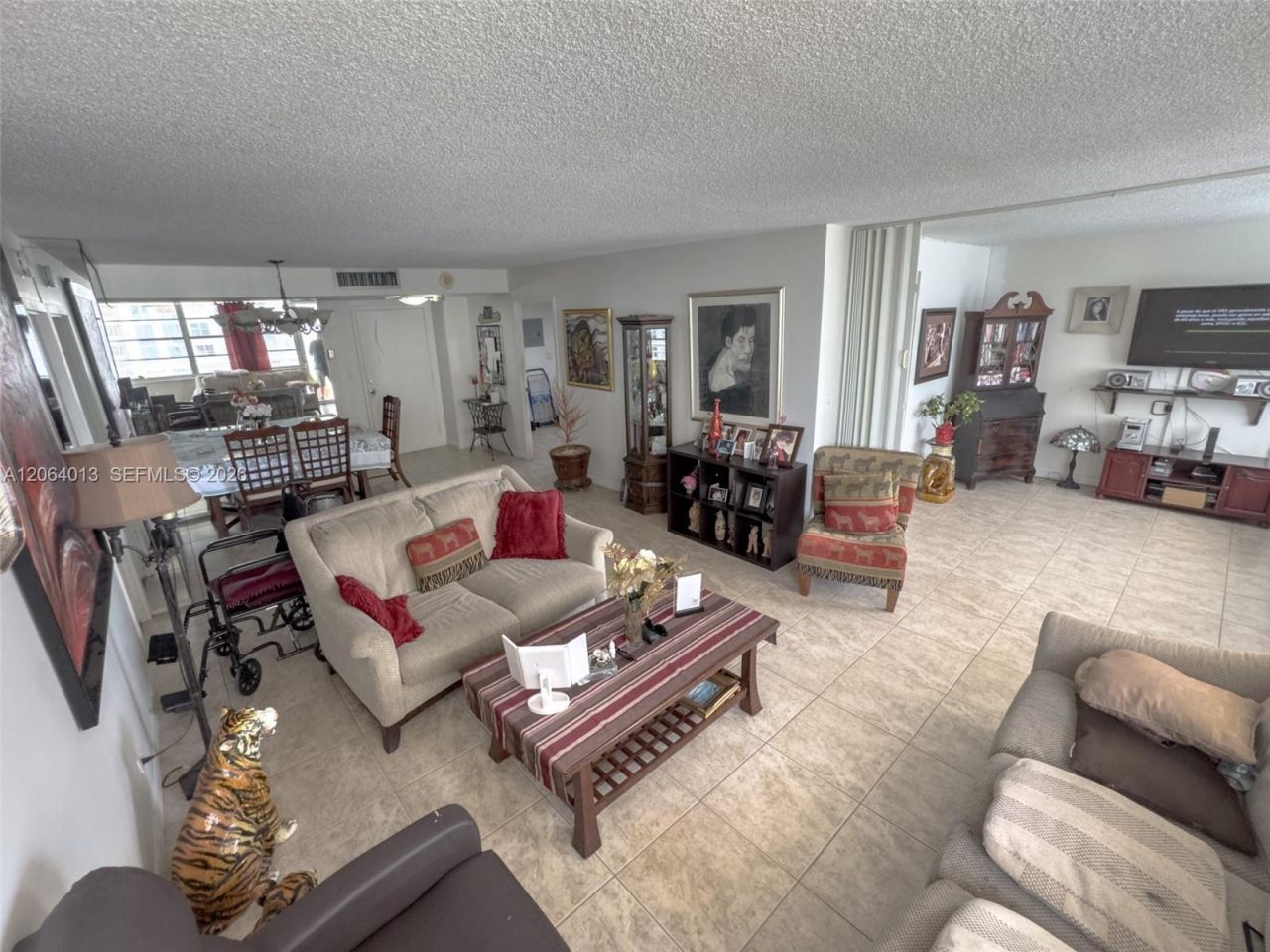 251 174th St, Unit 808, Sunny Isles Beach, FL 33160 Photo