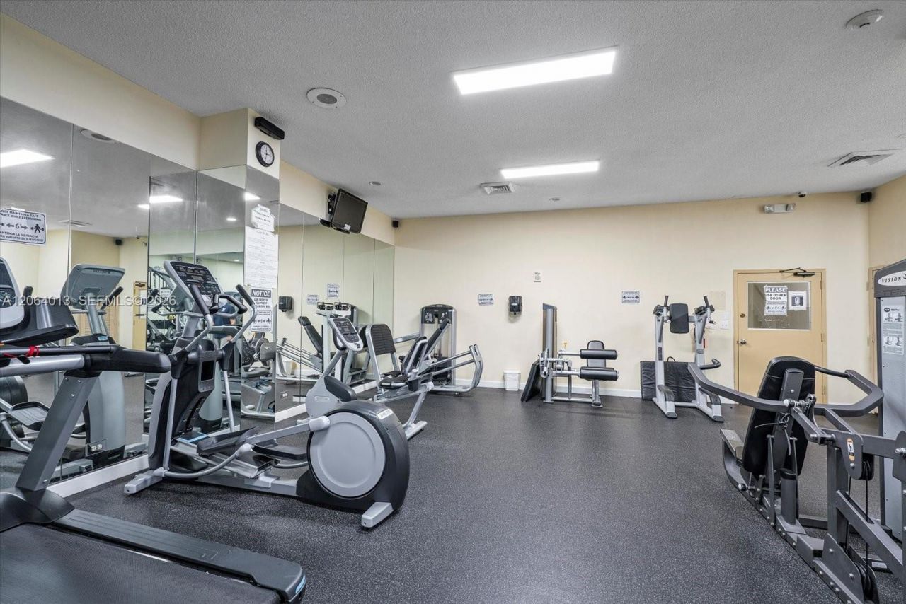 251 174th St, Unit 808, Sunny Isles Beach, FL 33160 Photo