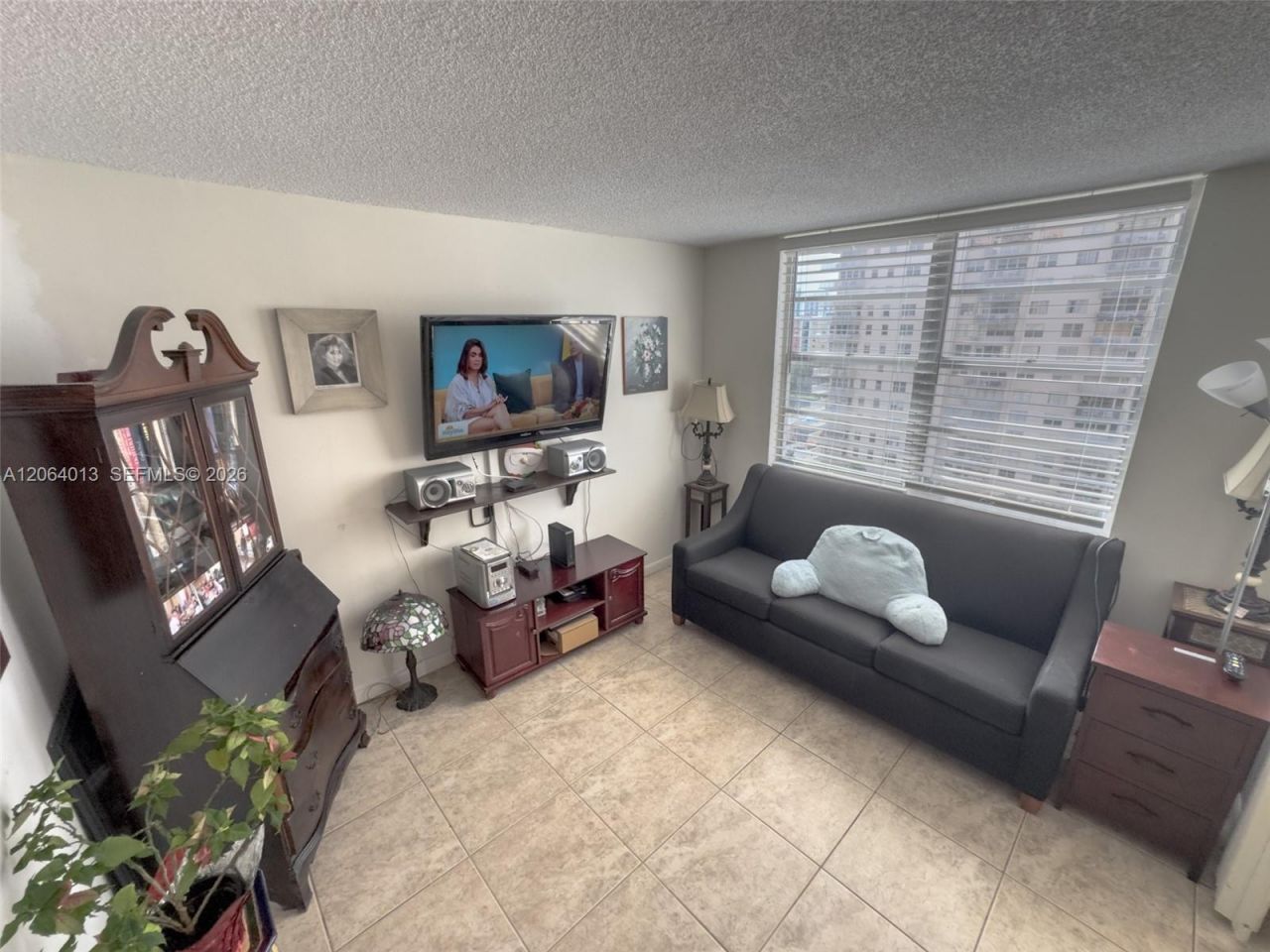 251 174th St, Unit 808, Sunny Isles Beach, FL 33160 Photo
