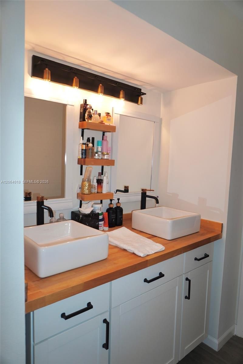 541 NW 98th Ave, Plantation, FL 33324 Photo