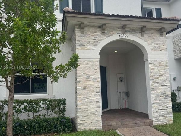 Unit 12221, Miami, FL 33167