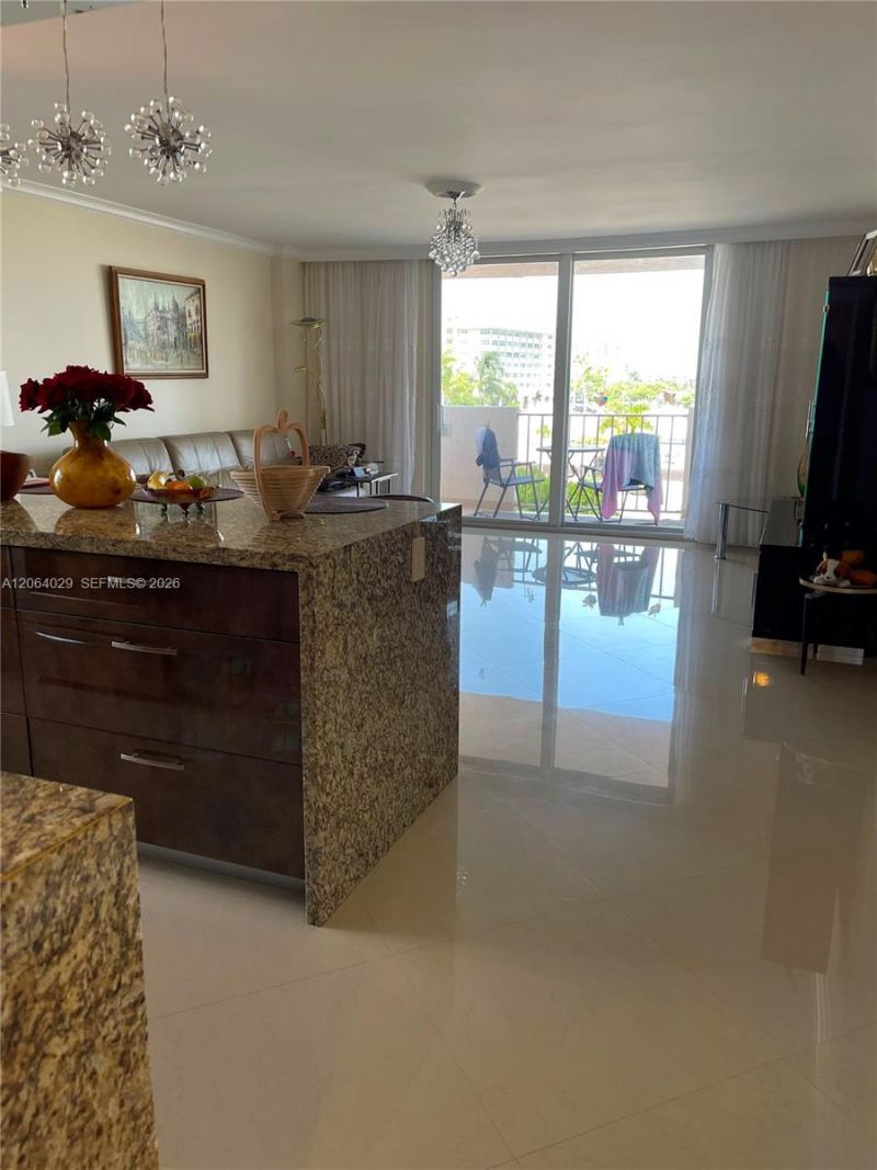 1865 S Ocean Dr, Unit 3L, Hallandale Beach, FL 33009 Photo