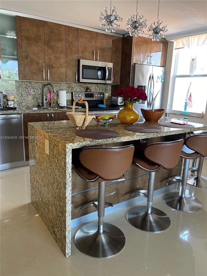 1865 S Ocean Dr, Unit 3L, Hallandale Beach, FL 33009 Photo