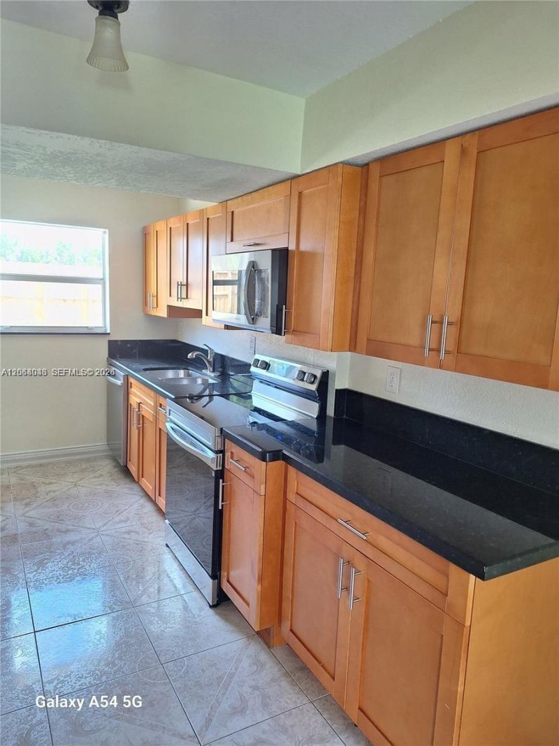 711 SW 64th Pkwy, Unit 711, Pembroke Pines, FL 33023 Photo