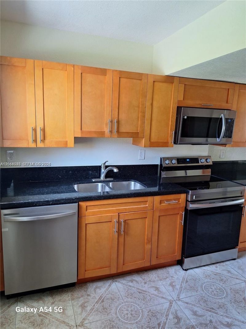 711 SW 64th Pkwy, Unit 711, Pembroke Pines, FL 33023 Photo