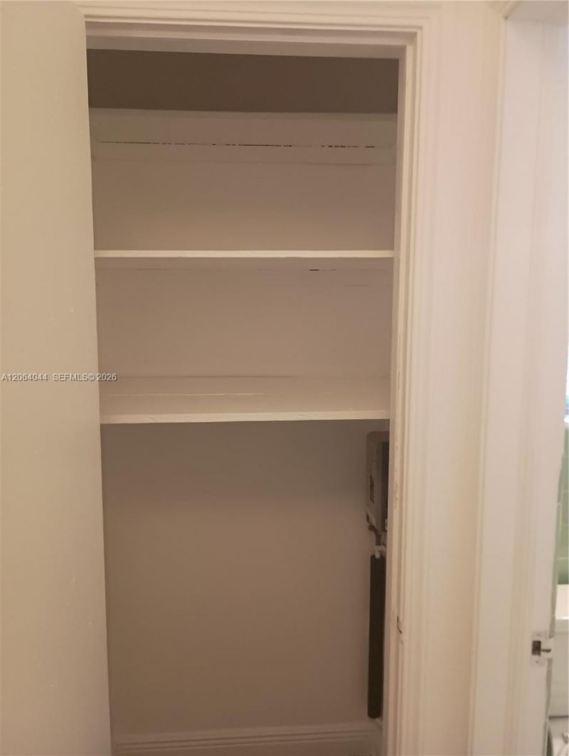 545 74, Unit 8, Miami Beach, FL 33142 Photo