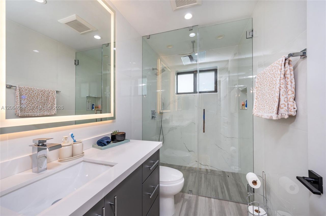 831 Cortez St, Coral Gables, FL 33134 Photo