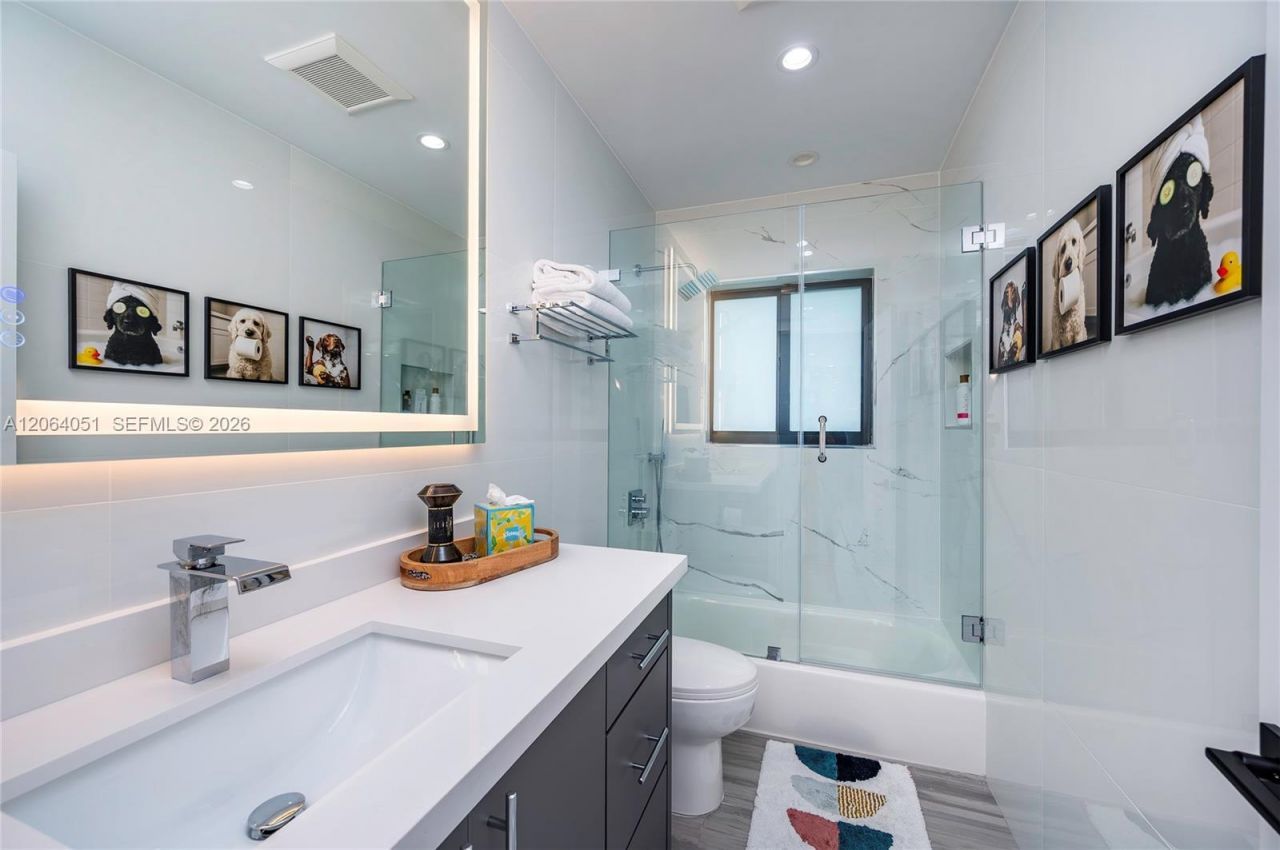 831 Cortez St, Coral Gables, FL 33134 Photo