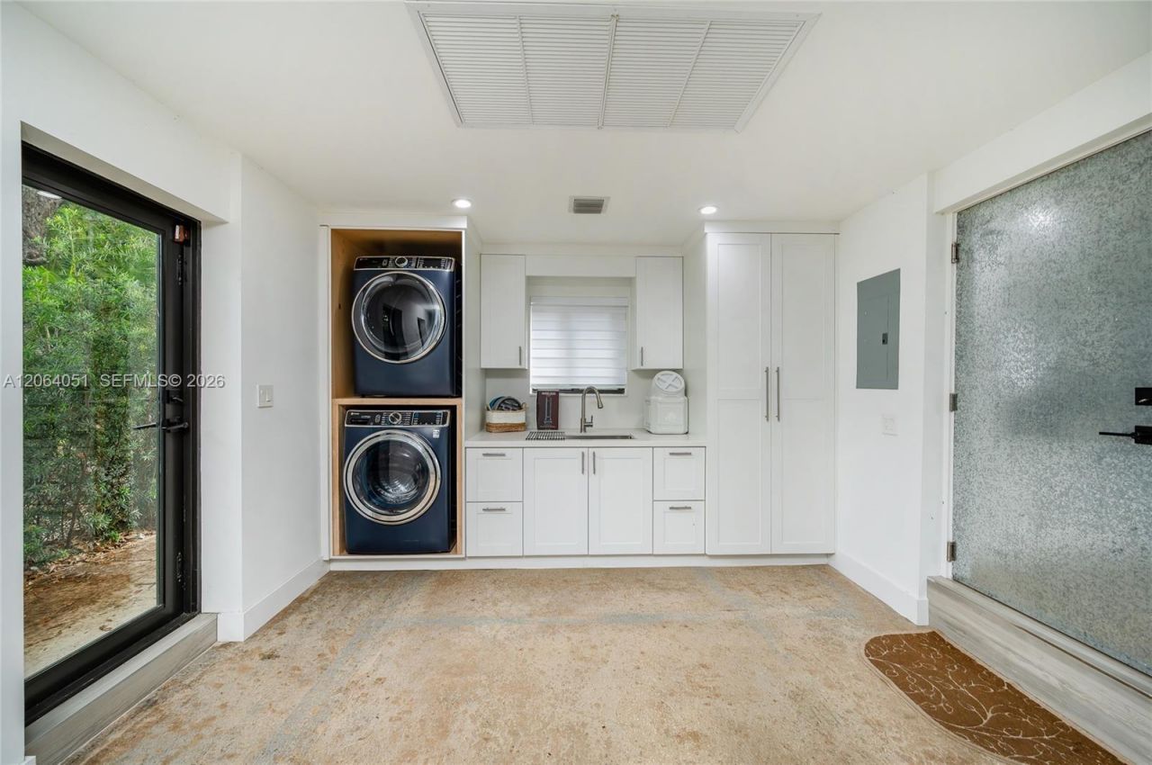 831 Cortez St, Coral Gables, FL 33134 Photo