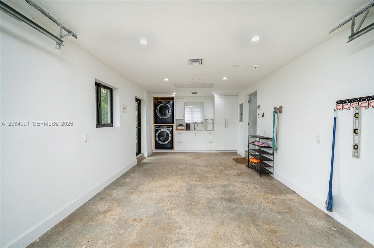 831 Cortez St, Coral Gables, FL 33134 Photo