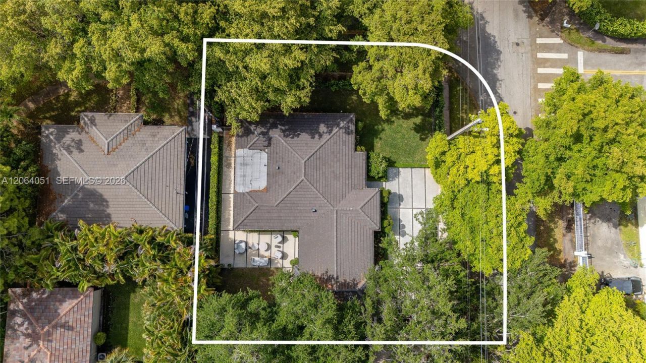 831 Cortez St, Coral Gables, FL 33134 Photo