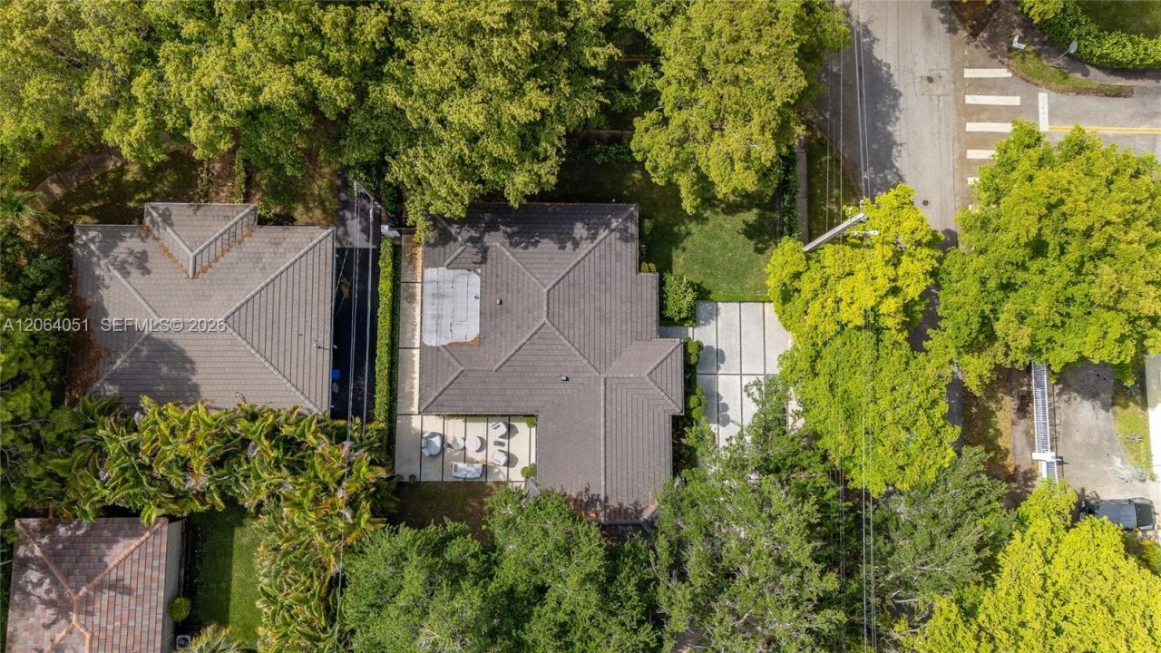 831 Cortez St, Coral Gables, FL 33134 Photo