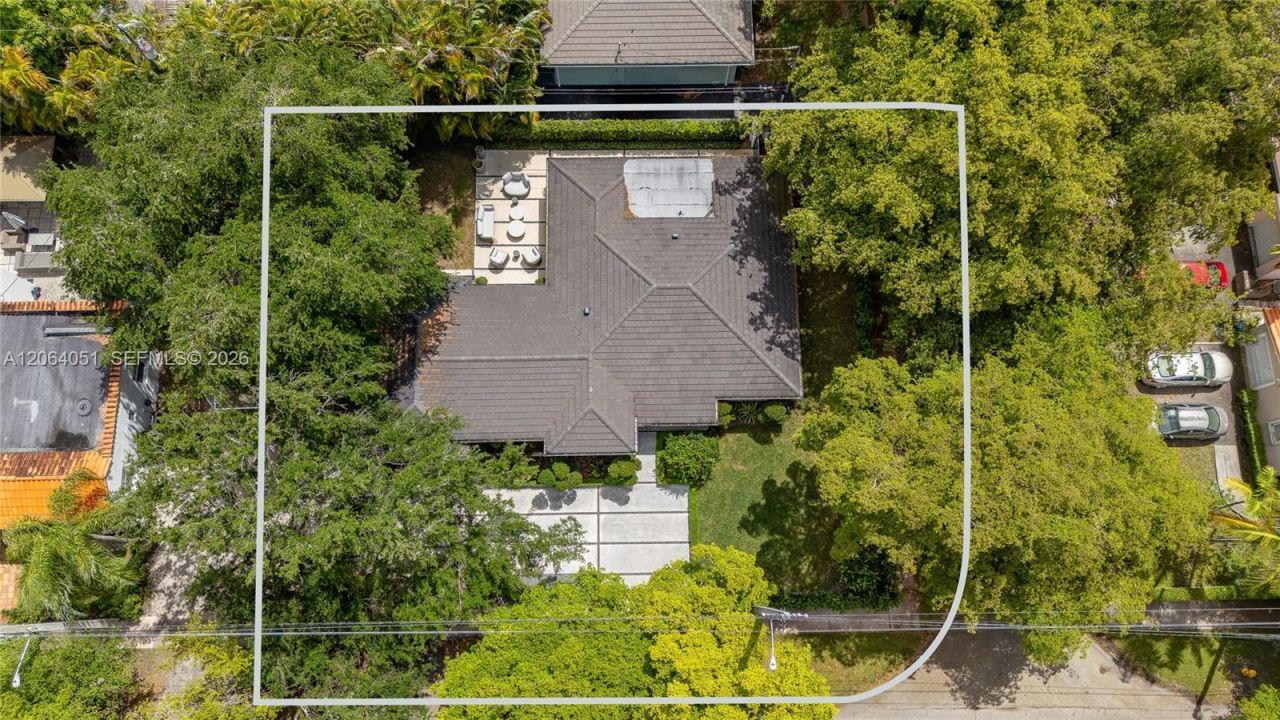 831 Cortez St, Coral Gables, FL 33134 Photo