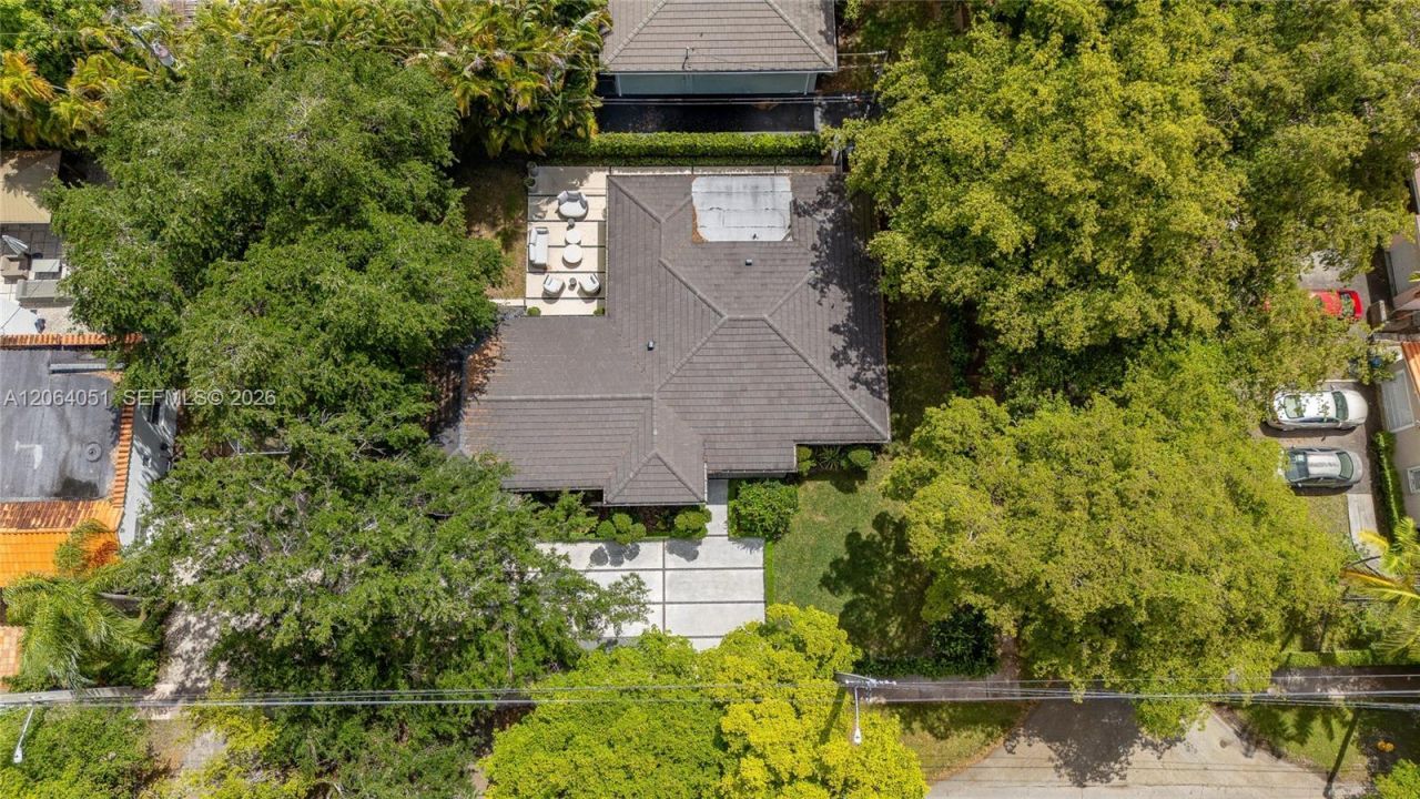 831 Cortez St, Coral Gables, FL 33134 Photo